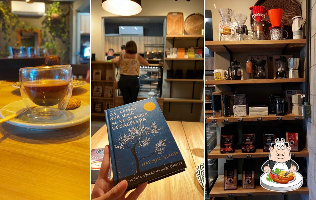 Platos en Fire Café