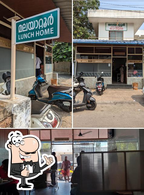 Look at this picture of Malayattoor Hotel