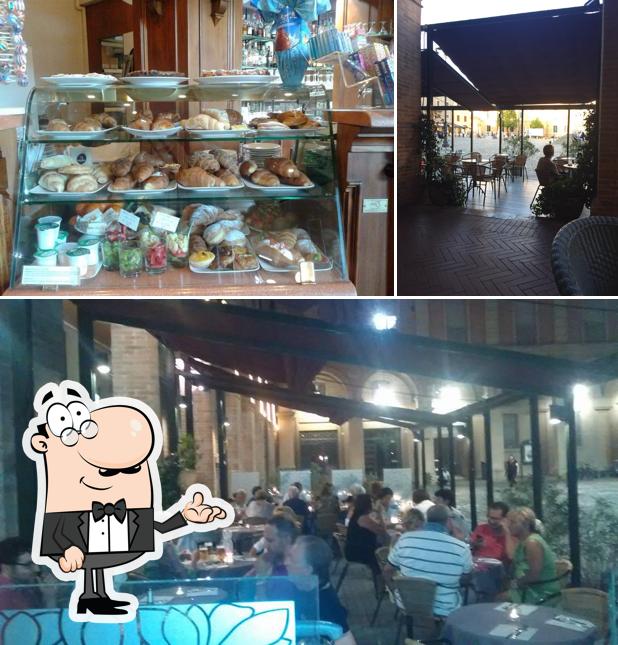 Gli interni di Caffe Roma