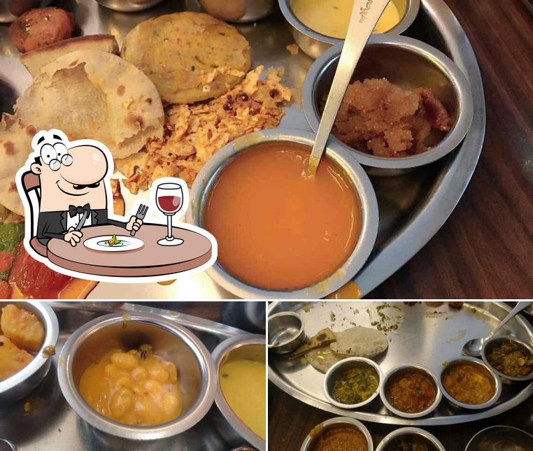 Food at Khandani Rajdhani, Phoenix MarketCity, Velacherry