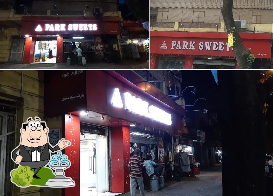 Check out how Park Sweets looks outside
