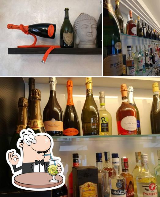 Prova un drink dal menu