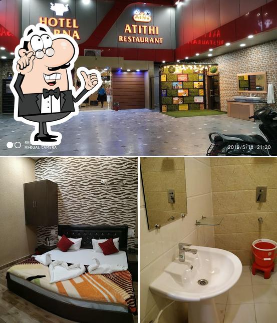 The interior of Hotel Sarna