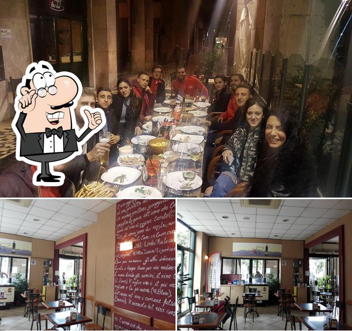 Gli interni di Nuovo Bar Vittoria