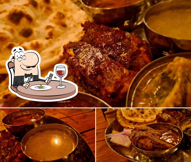 Meals at Hotel Rajwada park best family restaurant in Baramati