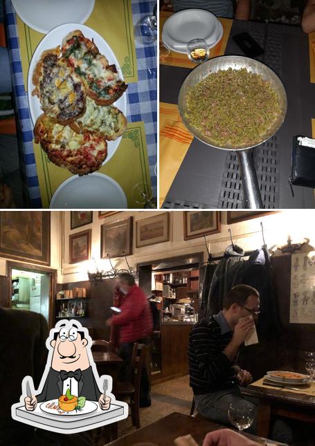 La foto di cibo e interni da Osteria Becco Di Legno