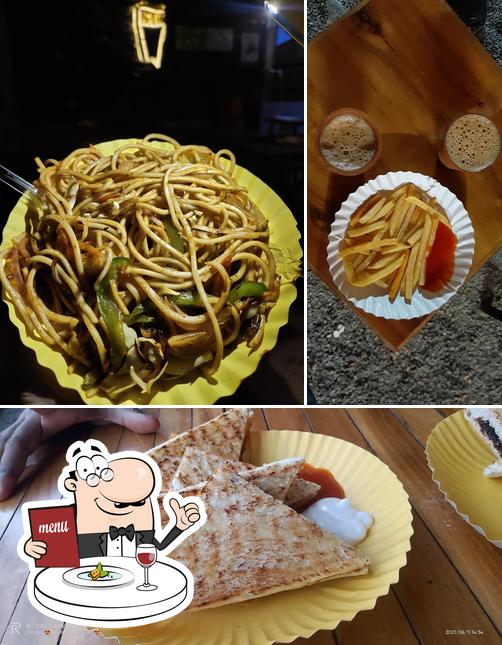 Food at Chai sutta bar bilaspur