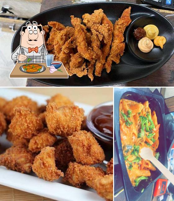 Chicken wings at Food Hut