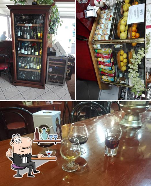 Gli interni di Bar Fox