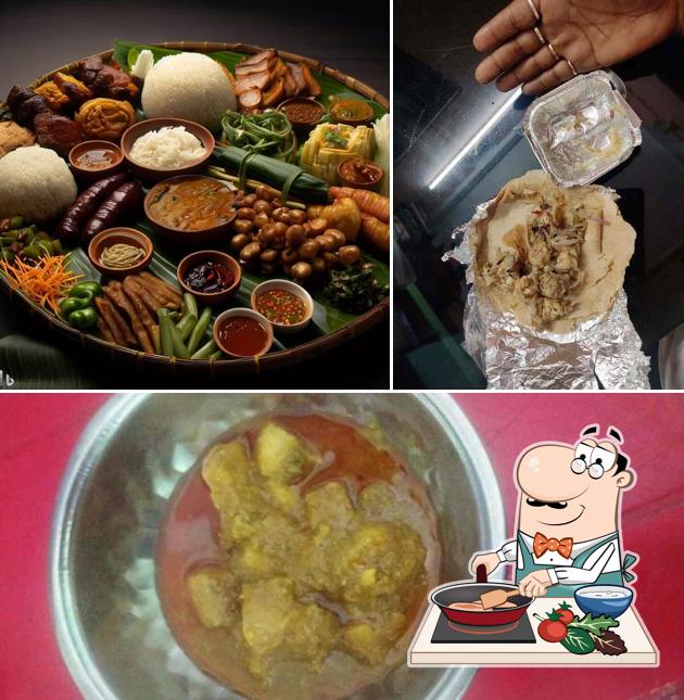 Chicken curry at Chathatak - A Complete Tribal Food