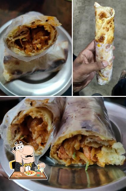 Food at Kolkatta Famous Kati Rolls