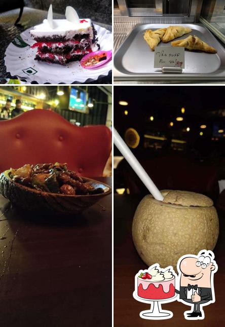 Red velvet cake at Sin City Cakes And Bakes