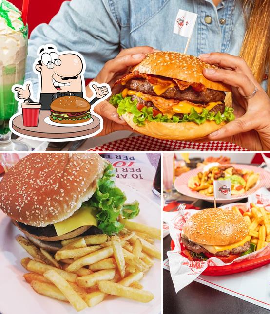 Ordina un hamburger a America Graffiti chiuso