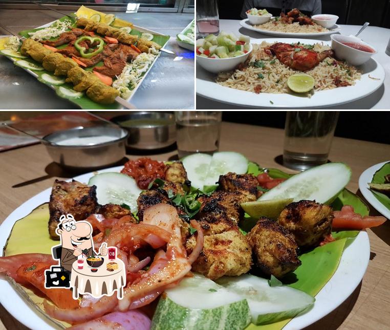 Food at MRA Bakery & Restaurant (Vadakara)