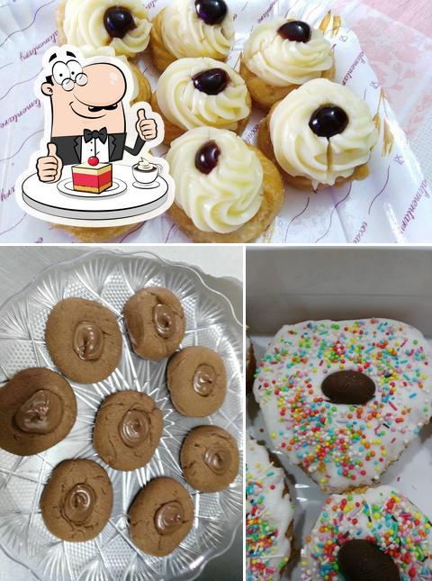 New York Cafè propone un'ampia selezione di dolci