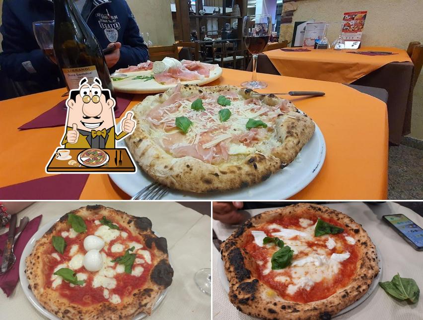 Ordina tra le molte varianti di pizza