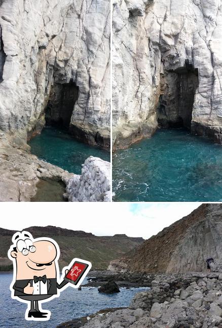 Gli esterni di Cafe Agora