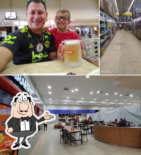 O interior do Giraffas Hipermercado Machado