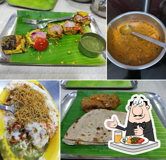Meals at Nithya Amirtham Sweets