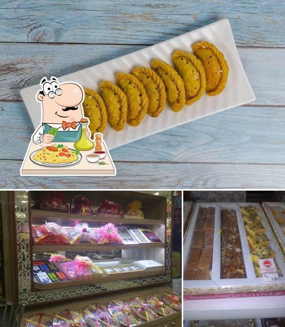 Food at Rajasthan Misthan Bhandar