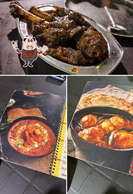 Meals at Bhanarkar Saoji Bhojnalay