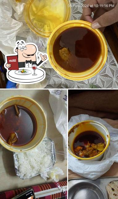 The image of food and beverage at Himanshu champaran chicken handi & mutton handi