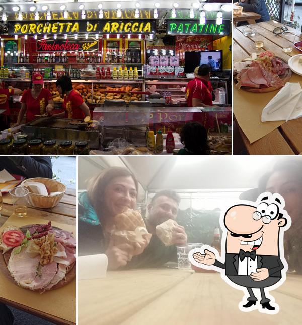 Guarda la foto di La Porchetta all'ombrellino