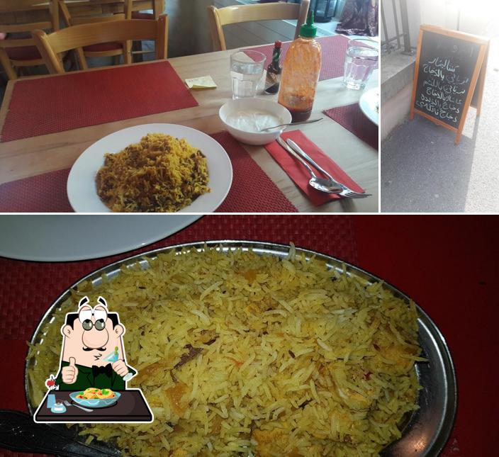 Questa è la immagine che presenta la cibo e lavagna di Restaurant Shalimar