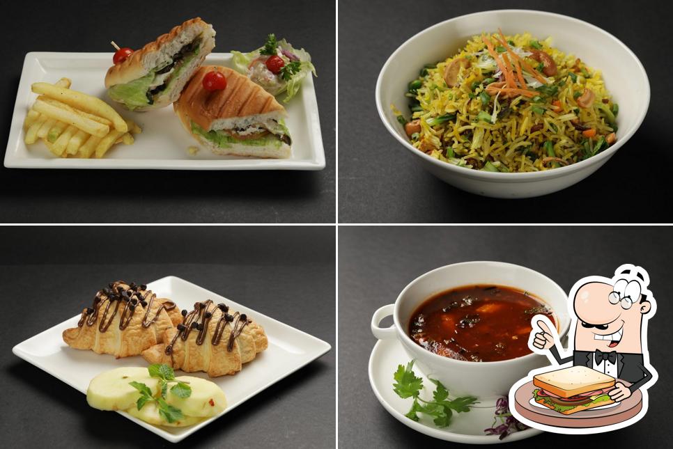 Pick a sandwich at Tarasuns - Vadodara