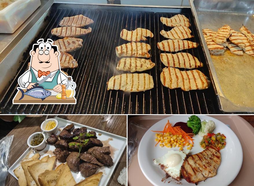 Salmão grelhado em Munique Restaurante e Bar