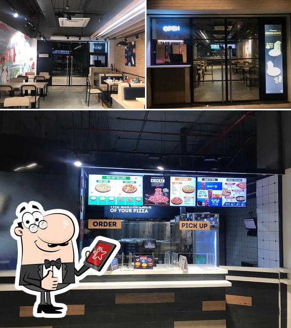 See this pic of Domino's pizza