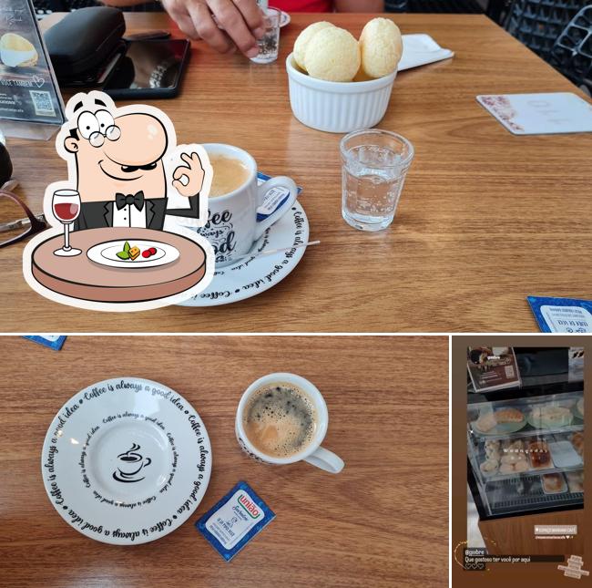 Comida em Espaço Mariana Café