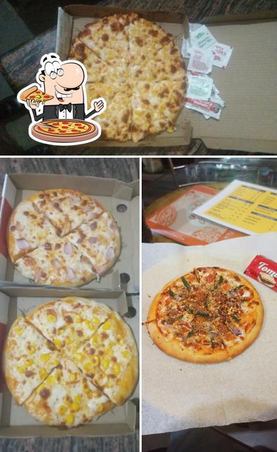 Pick different kinds of pizza