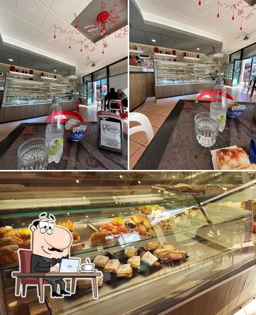 Gli interni di Konditorei Bar Pasticceria