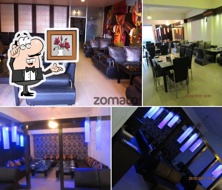 The interior of Oye Shaavaa