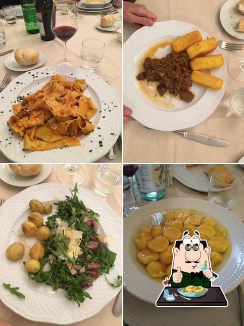 Platti al Ristorante Mezzadri