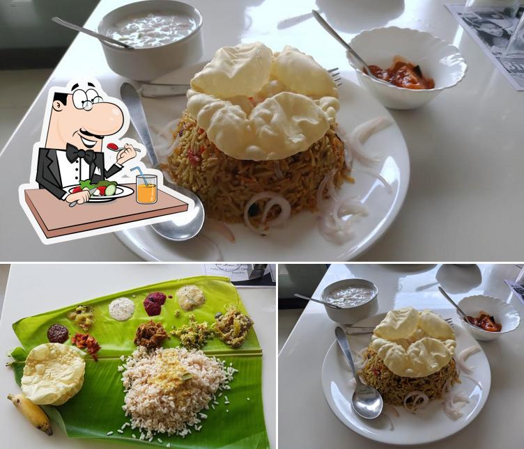 Meals at Le Palace restaurant