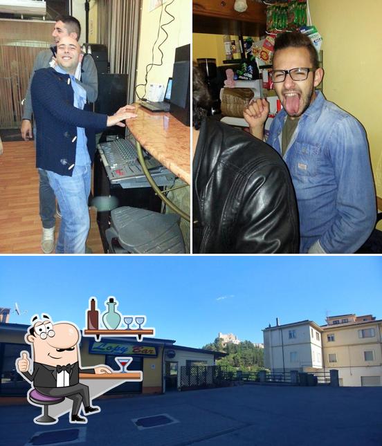 La interni e esterno del ristorante