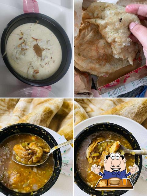 Clam chowder at Handi On Coal