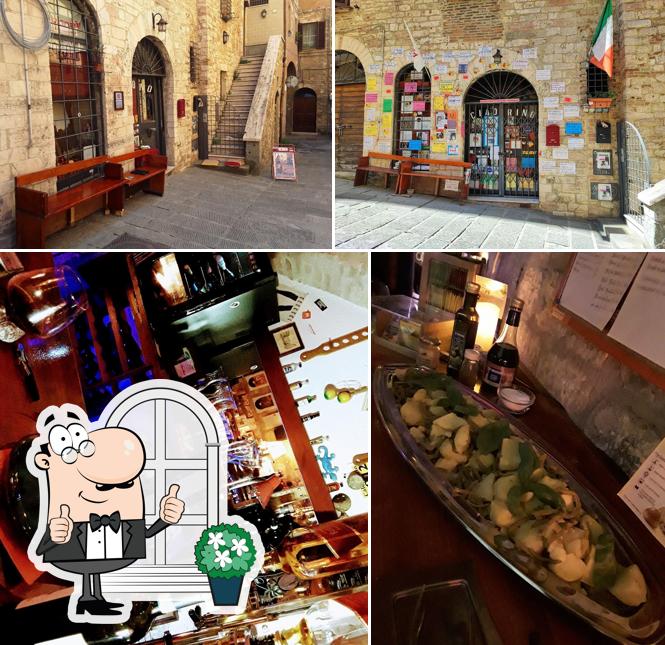 Guarda la immagine che raffigura la esterno e cibo di Ciao Rino Club