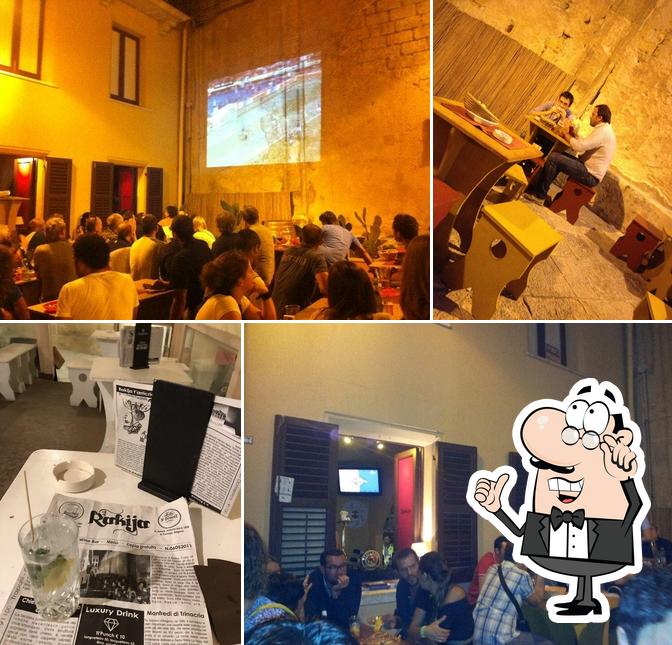 Gli interni di Rakija Cocktail Bar