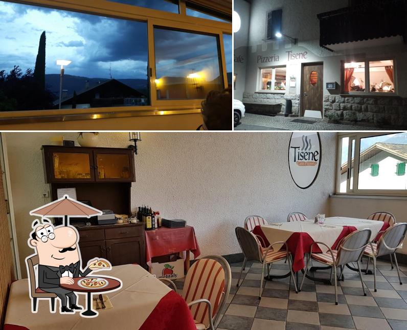 Questa è la immagine che raffigura la esterno e interni di Cafè Pizzeria Tisene