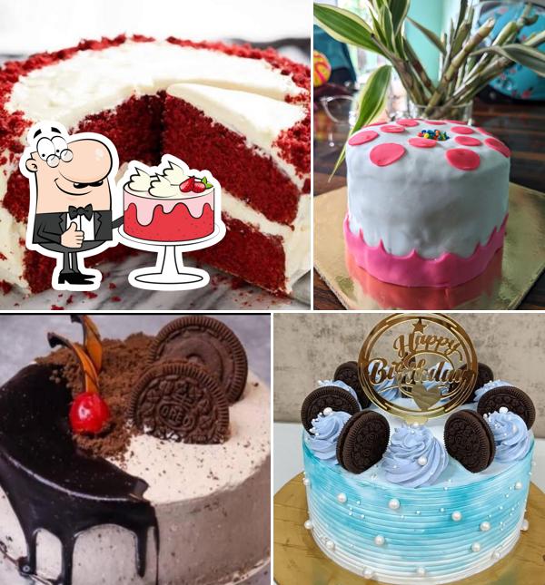 Red velvet cake at Dough_cakes Cafe