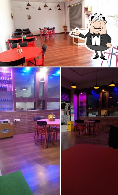 The interior of GULLY ÇAFE & KITCHEN
