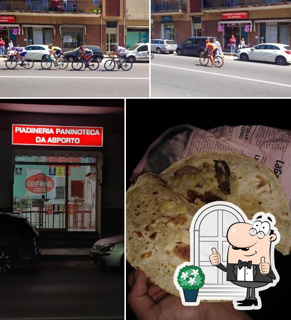 Gli esterni di Piadineria Paninoteca Grifone