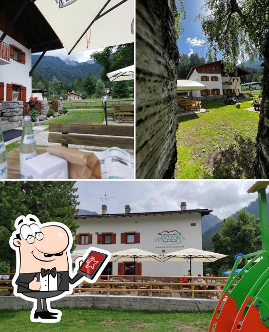Goditi la vista dagli esterni di Rifugio Alpino Fazzon