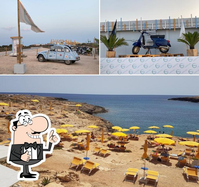 Guarda la immagine di Sea lounge