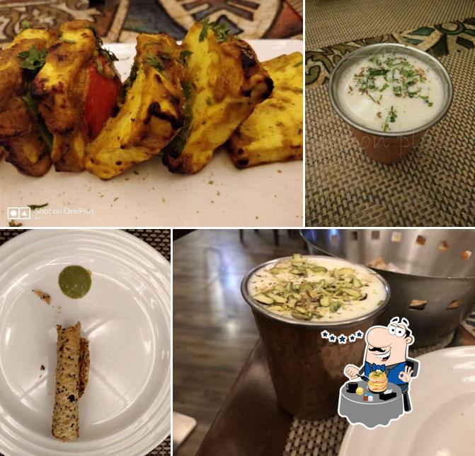 Food at Helloo Delhi
