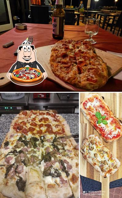 Scegli una pizza a Bar pinseria Geko