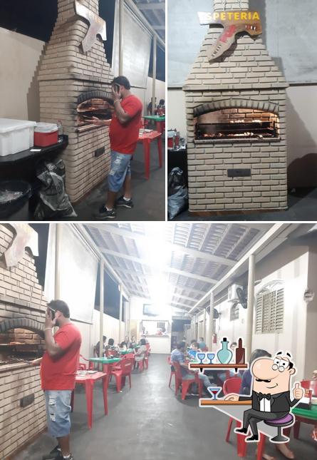 O interior do Espeteria POP